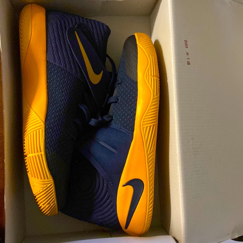 Brand new kyrie Irving 2. untouched and unused!